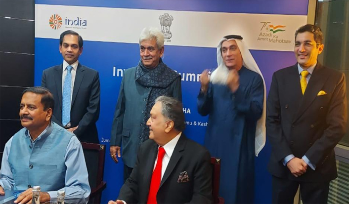 'LG visits India Pavilion at Expo-2020 Dubai; meets Group Chairman of DP World, discusses investment opportunities in various sectors of J&K UT'